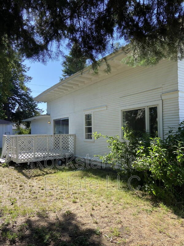 Building Photo - 4235.5 E Hartson Ave