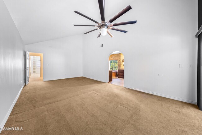 Building Photo - 11075 Oso Ave