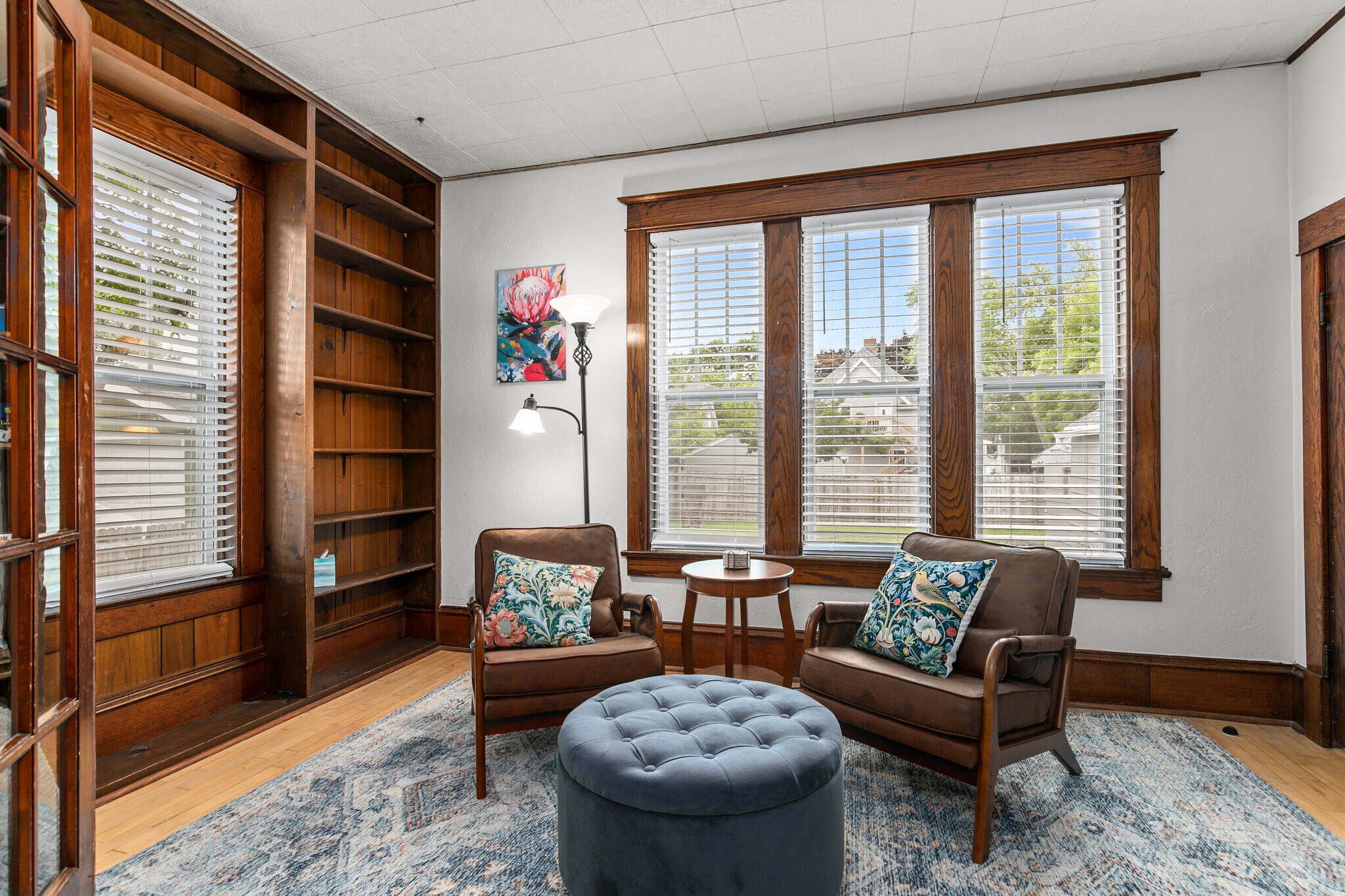 Building Photo - 431 E Summer St