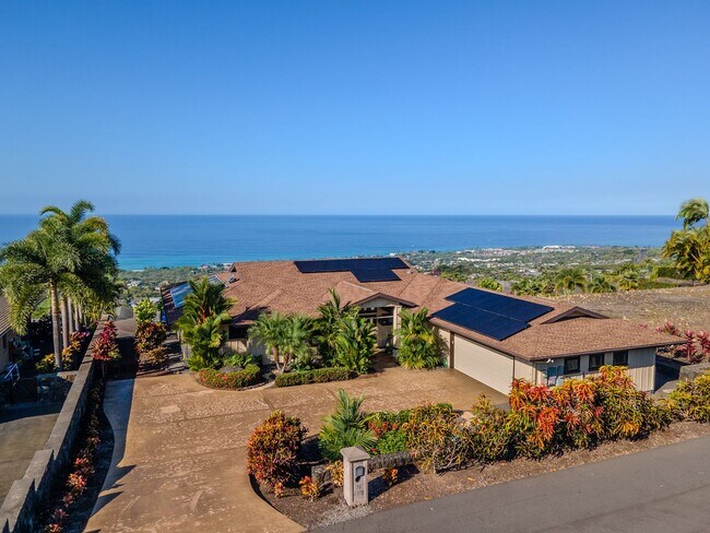 Building Photo - Kona Vistas 3 bedroom 2.5 bath fully furnished home with a pool & office