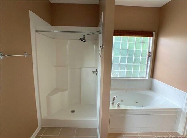 Building Photo - 3636 Standard Dr