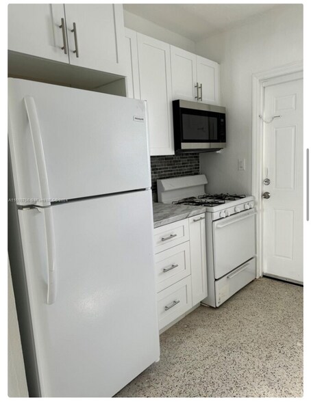 Building Photo - 735-783 83rd St