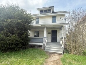 Building Photo - 726 Baldwin Ave