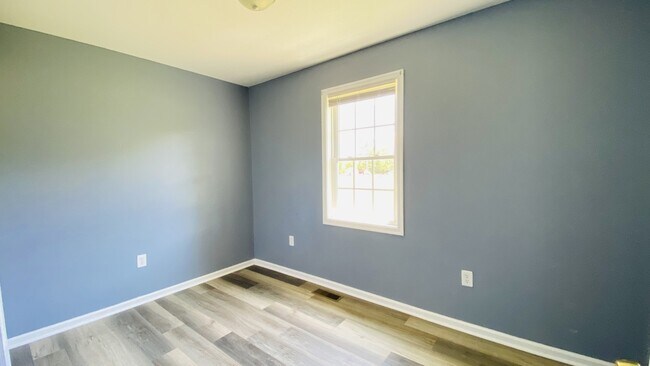 Building Photo - 847 Skipwith Rd