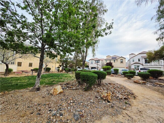 Building Photo - 8327 Fort Hallock Ave