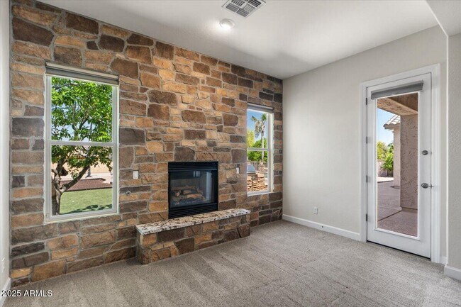 Building Photo - 3410 E Vallejo Ct