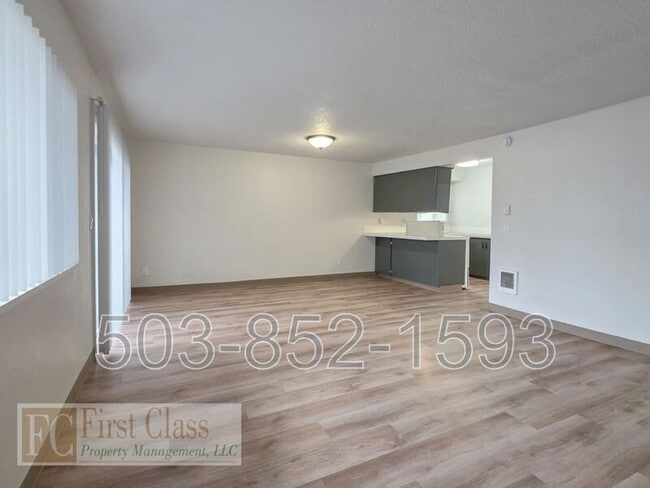 Building Photo - 12345 SW Hall Blvd