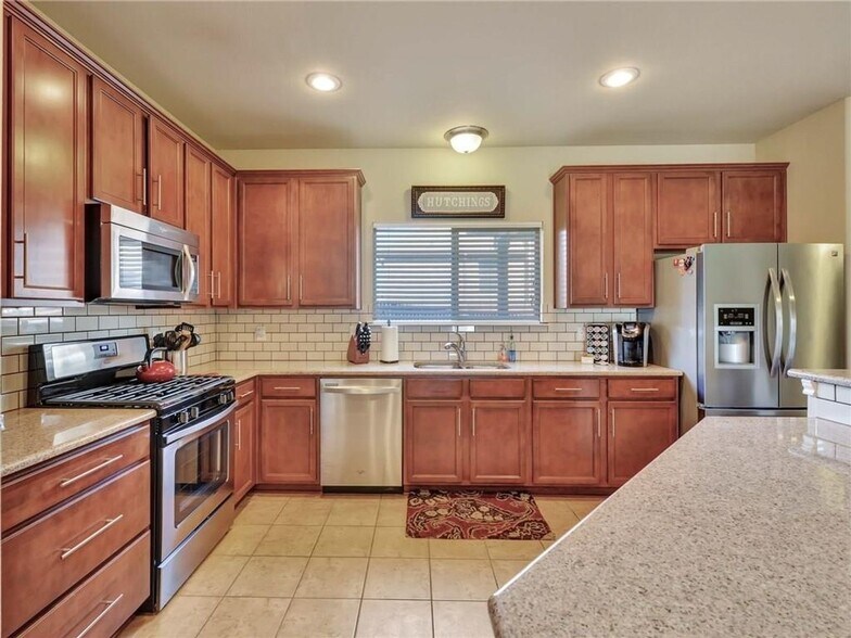 Building Photo - 3809 Whisper Hollow Way