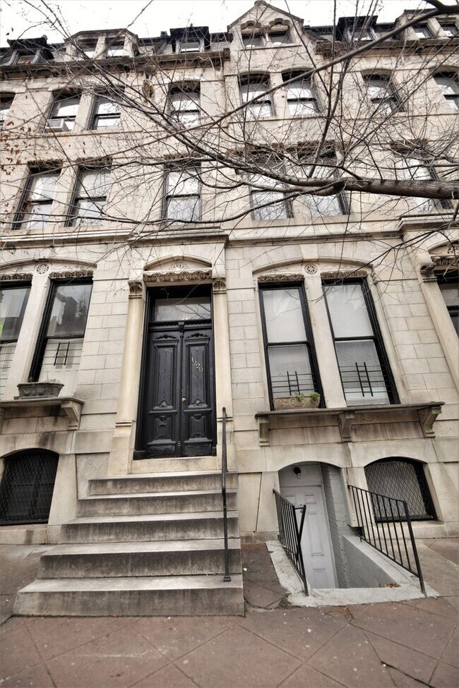 Building Photo - 1220 Saint Paul St.