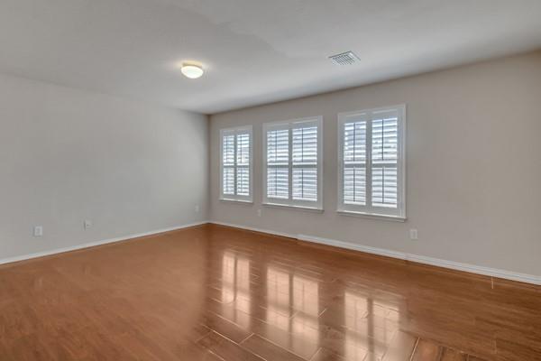 Building Photo - 1538 Cliff Creek Dr