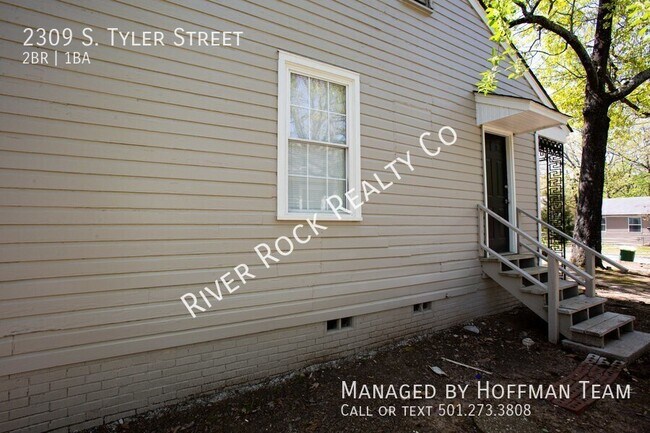 Building Photo - 2309 S Tyler St