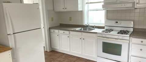 Building Photo - 28 Wyman St
