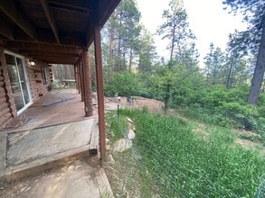 Building Photo - 196 Canyon Dr