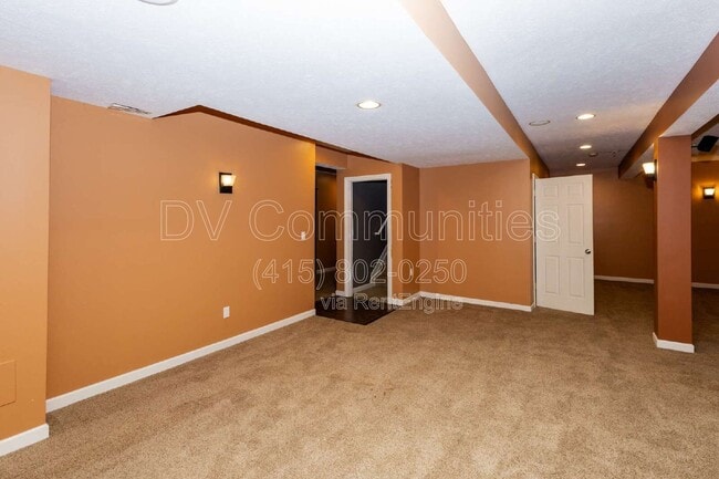 Building Photo - 8240 Talbot Cir