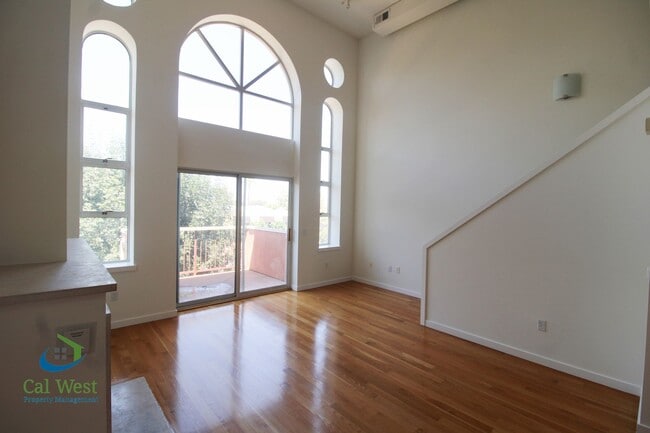 Building Photo - $2,995 - 350 N. Second Street, # 325-2 Bedroom, 2 Bath Luxury Loft Master Suite
