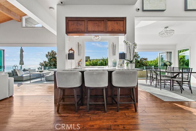 Building Photo - 1010 Emerald Bay