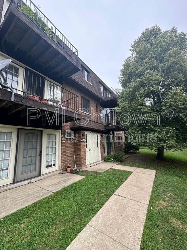 Primary Photo - 2276 Century Point Ln