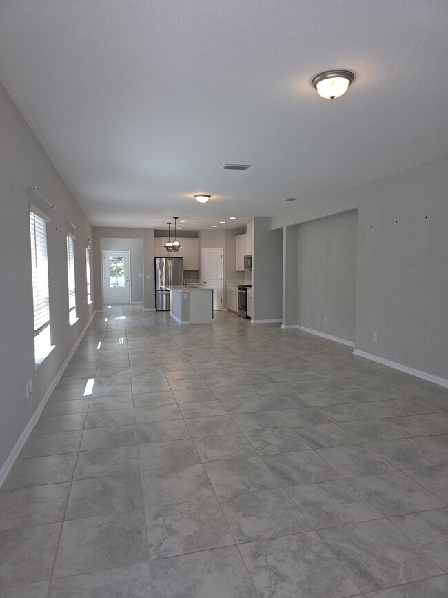 Building Photo - 312 Clarys Run