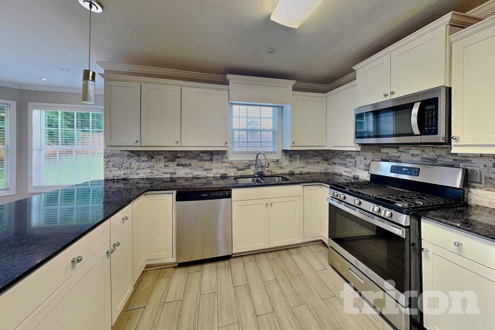Building Photo - 1806 Dalton Way