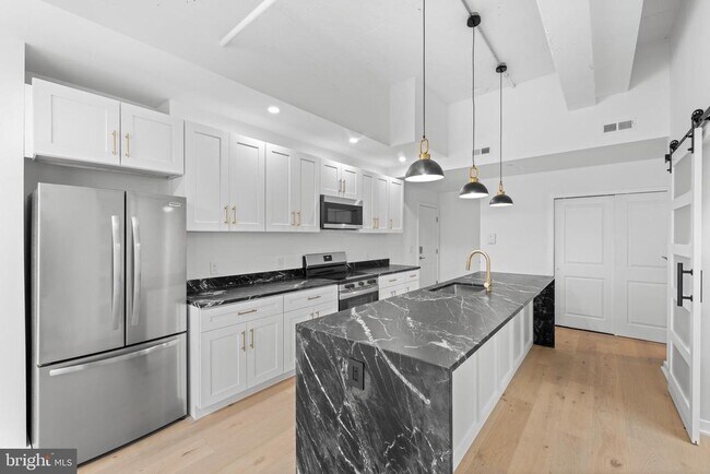 Building Photo - 36 N Narberth Ave