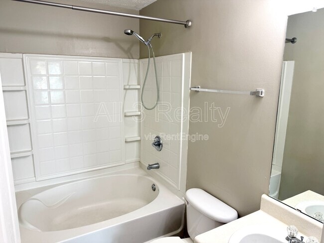 Building Photo - 1691 Redan W