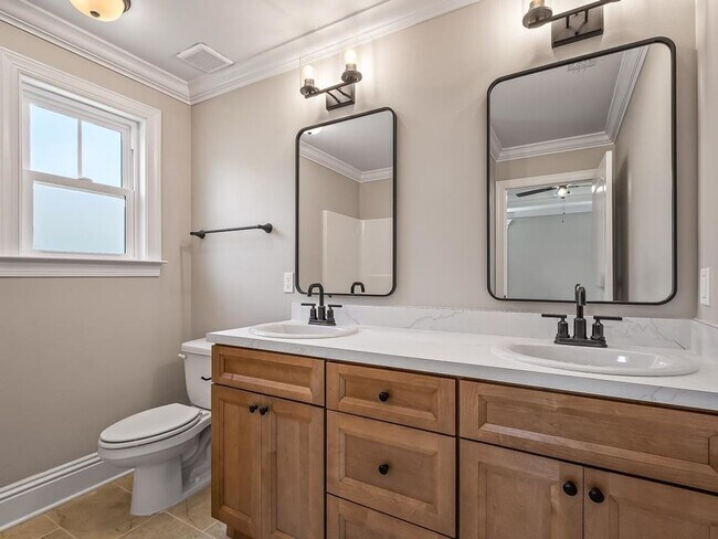 Building Photo - Fresh Start? Check Out This 3BR Beauty for $1650!