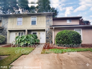 Building Photo - 1668 Wynndowne Trl SE