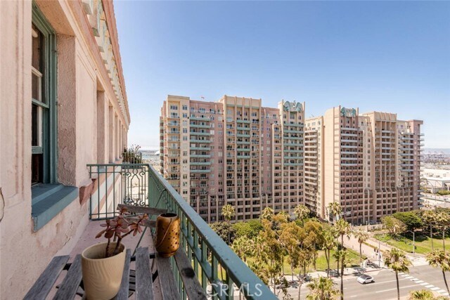 Building Photo - 455 E Ocean Blvd