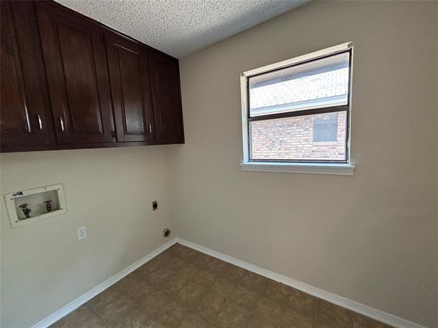 Building Photo - 7516 Woodhaven Dr
