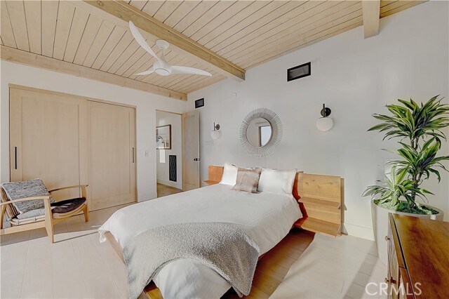 Building Photo - 328 Boca Del Canon