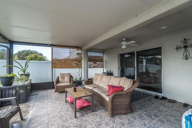 Building Photo - 11525 Misty Isle Ln