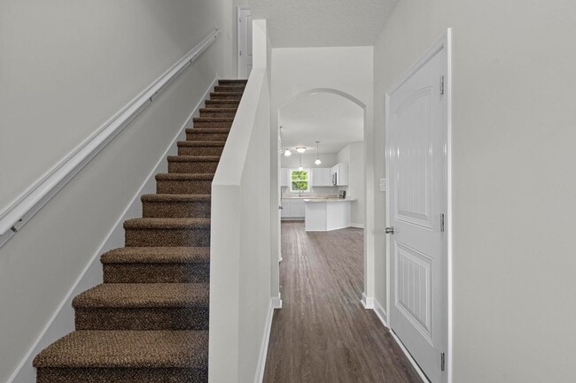 Building Photo - Townhouse For Rent in Holly Ridge
