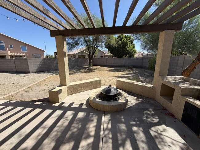 Building Photo - 3395 S Colt Dr