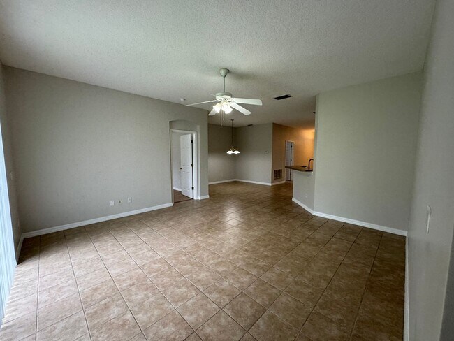 Building Photo - 10360 Sandy Marsh Ln