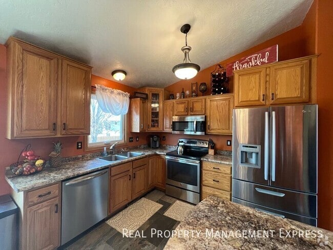 Building Photo - 6423 W 54th St