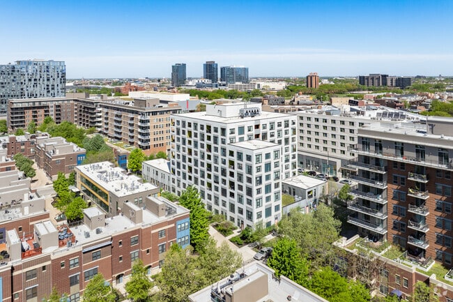 459 W Division St - Terrace 459