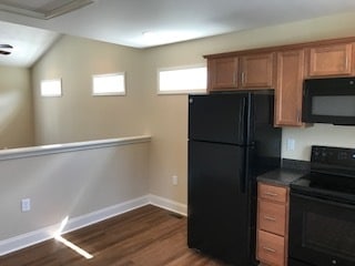 Eat-In kitchen - 2312-A Belle Ave NE