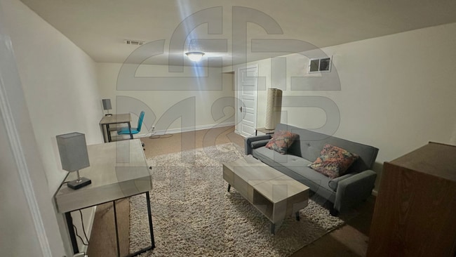 Building Photo - 1258 N Crestway St