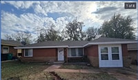 Building Photo - 1212 NE 44th St