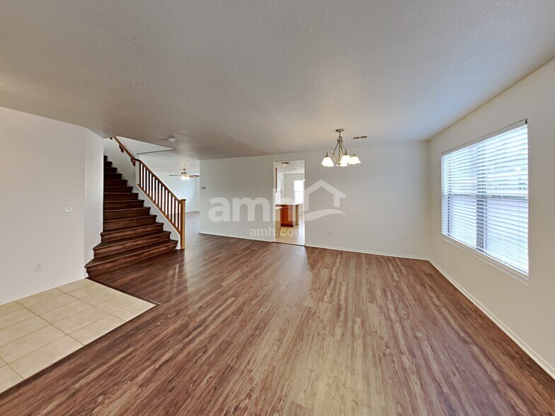 Building Photo - 3543 E Trigger Way