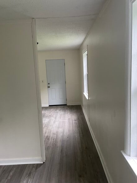 Building Photo - 5614 Madonna Cir