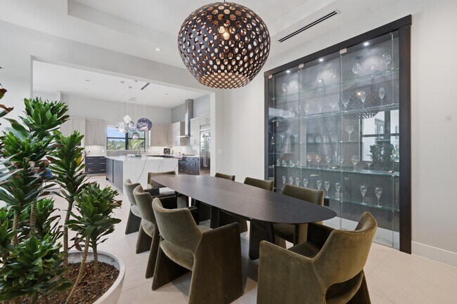 Building Photo - 17101 Magnolia Estates Dr