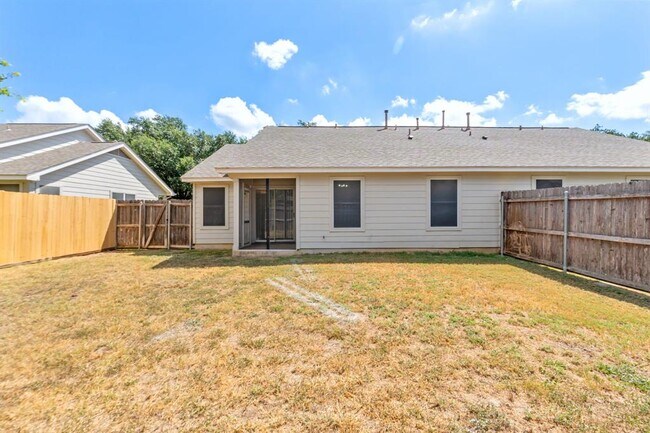 Building Photo - 160 Prairie Springs Loop
