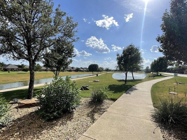 Building Photo - 2704 Evening Mist Dr