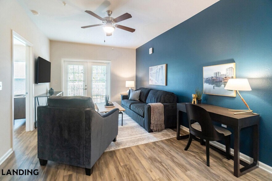 Building Photo - 655 W Mallard Creek Church Rd