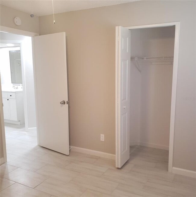 Building Photo - 13131 Lawrence St