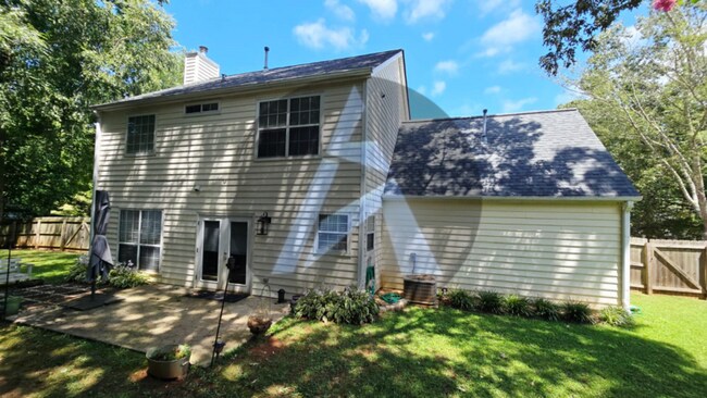 Building Photo - 45 Fallow Ln