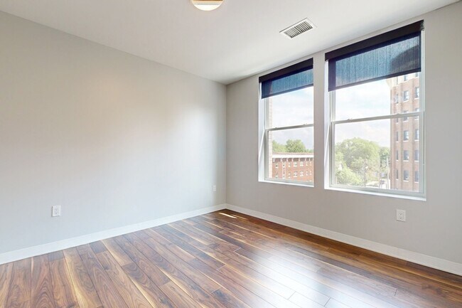 Floorplan - 520 E Armour