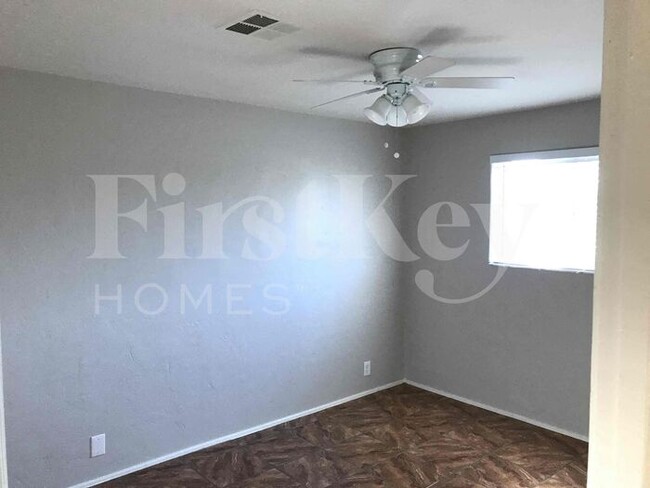 Building Photo - 8511 N 31st Ave