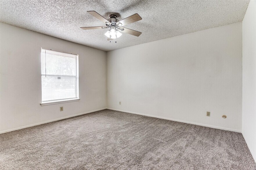 Building Photo - 1140 Jameson St